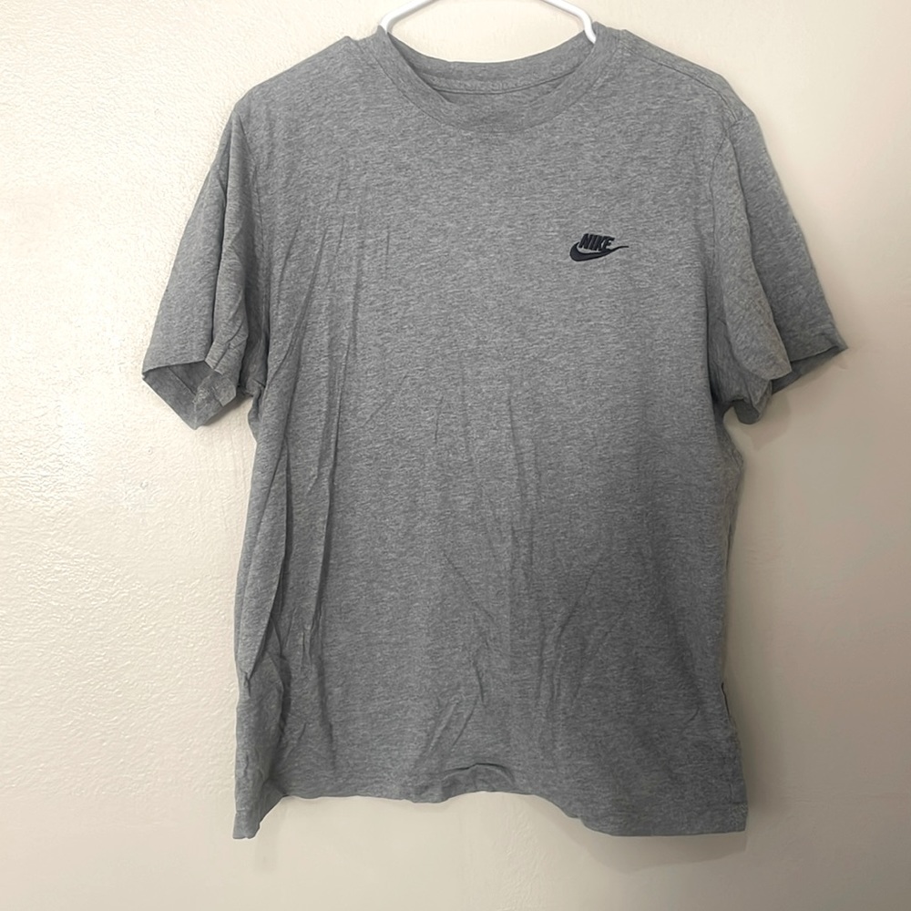 Men’s NIKE Tee